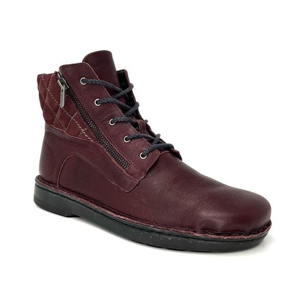 Naot Castera Quilted Burgundy Ankle Boots Womens Size 41 / 11 - 11.5 *No Insoles